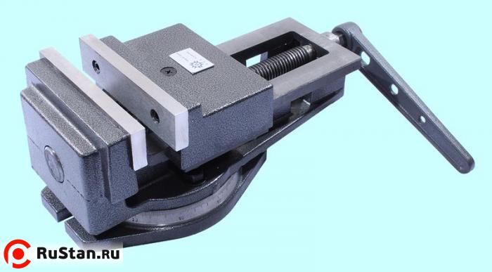 Тиски Станочные 200мм чугунные поворотные с открытым винтом, ход губок 210мм QB200 "TLX" фото №1