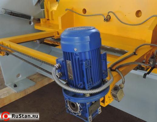 Механические гильотинные ножницы НЛ3424 (16х2500 мм) фото №7 Механические гильотинные ножницы НЛ3424 (16х2500 мм) фото №7