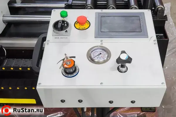 Панель управления выведена консолью к станку фото №11 Stalex BS-415GA фото №11