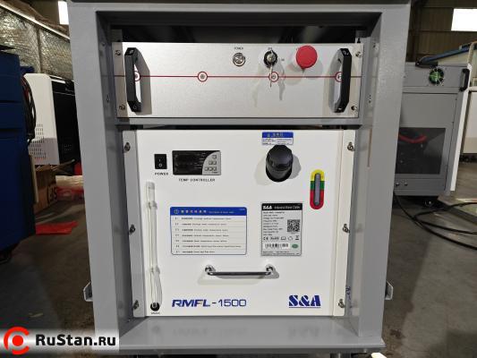 Импульсный аппарат лазерной чистки металла от ржавчины и краски Raptor SFC-500G (JPT 500ватт) фото №3 Raptor SFC-500G фото №3