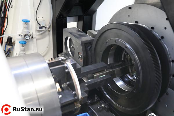 Лазерный труборез для круглых и профильных труб LF60M-1000W (Raycus 1 кВт) фото №15 LF60M-1000W Raycus фото №15