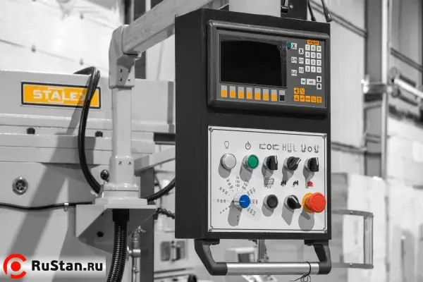 Универсально-фрезерный станок STALEX MUF85 Servo фото №9 MUF85 Servo фото №9
