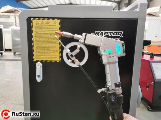 Ручной лазерный сварочный аппарат Raptor SFW-2000 PRO фото №11 Raptor SFW-2000 PRO фото №11