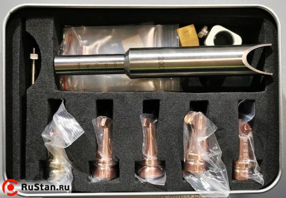 Набр сопел Ручной лазерный сварочный аппарат Raptor SFW-3000 PRO 5в1 (3000Вт Raycus) фото №15 Набр сопел Ручной лазерный сварочный аппарат Raptor SFW-3000 PRO 5в1 (3000Вт Raycus) фото №15