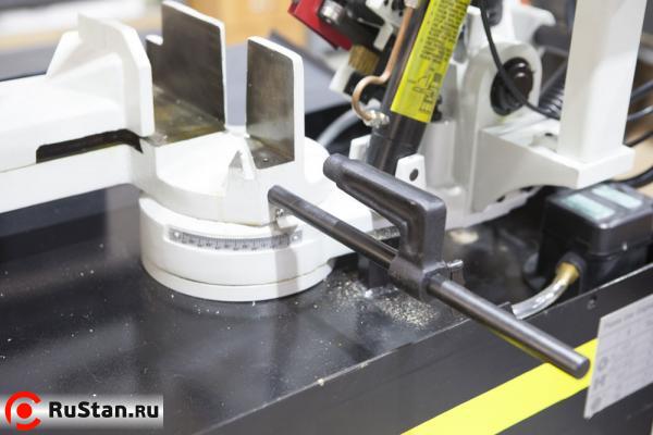 Механические тиски, поворотный стол с возможностью поворота 0°…+45°…+60º по шкале фото №11 Stalex BS-170G фото №11