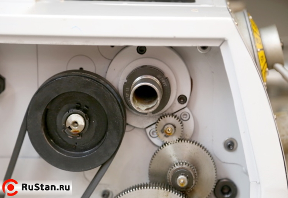 Диаметр отверстия шпинделя составляет 26 мм фото №3 Metal Master MASTERTURN 2860G фото №3