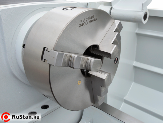 Модель оснащена трехкулачковым патроном диаметром 250 мм с обратными кулачками в комплекте фото №6 METAL MASTER Z41100 фото №6